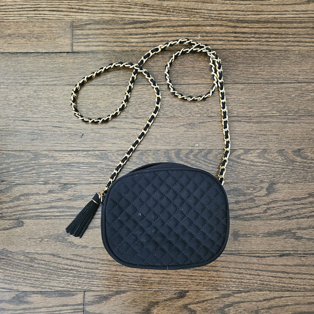 🟣BOGO Chic Black Quilted Crossbody Bag with Tassel